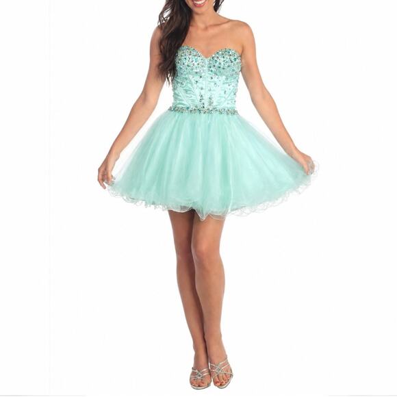Eureka Dresses & Skirts - Eureka Beaded Tulle Corset A-Line Short Dress Size M Mint Green Sweetheart Prom